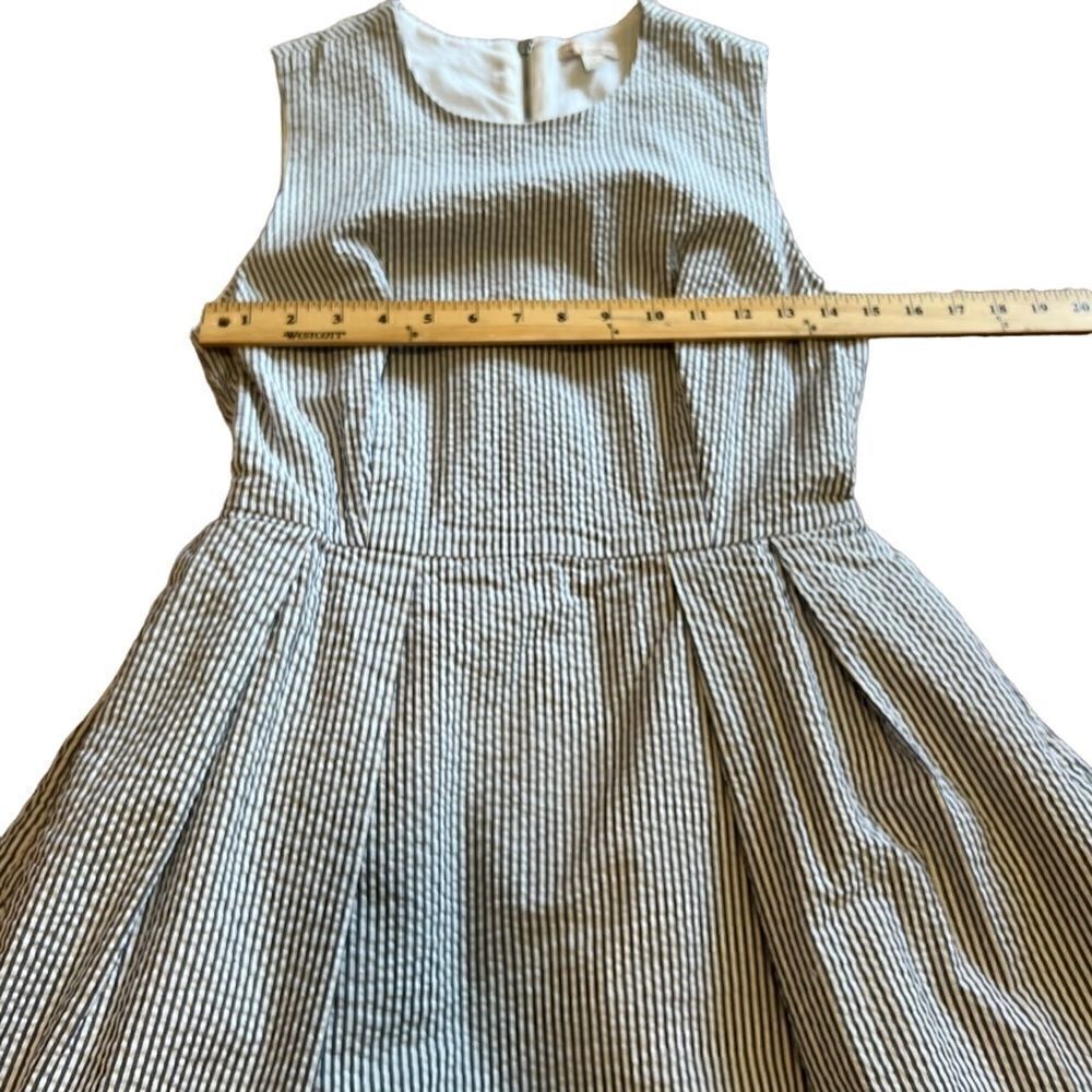 Gap Blue and White Seersucker Sleeveless Dress with Pleated Skirt. Sz 2. EUC!! - Picture 11 of 13